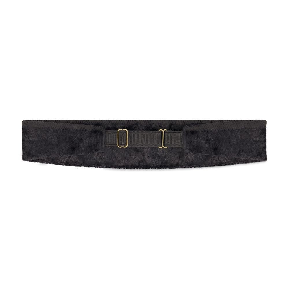 Velour band with strap closure